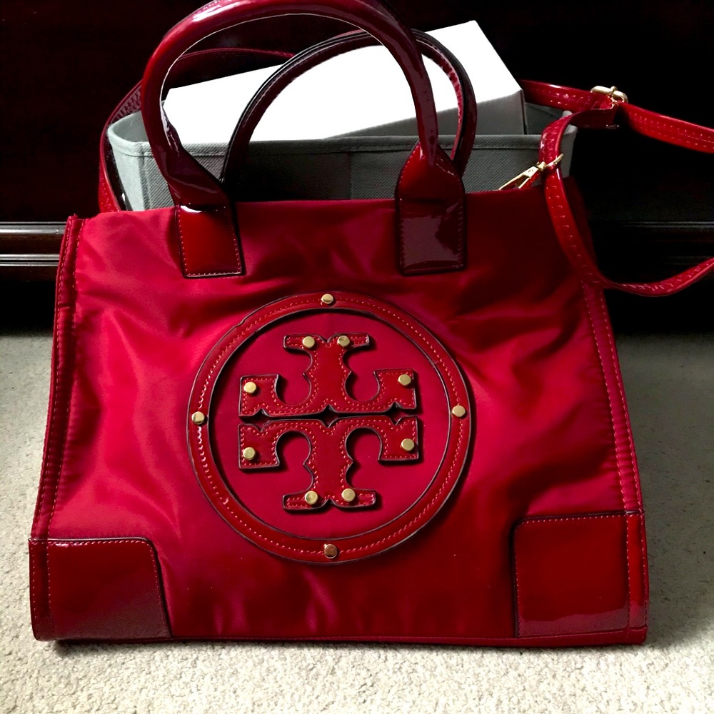 Valentine Red Beautiful Handbag “Must Have”
